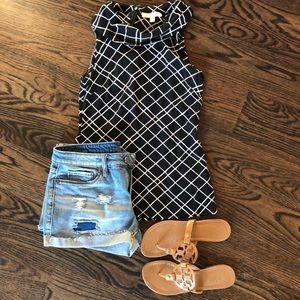 Banana Republic sleeveless top 2